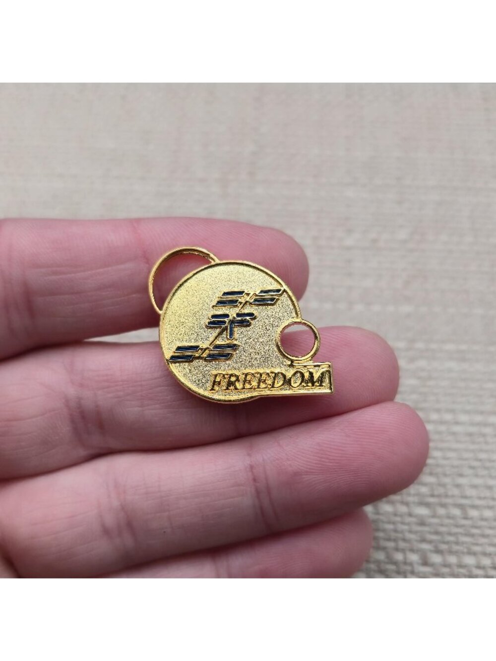 Vintage 1990 Boeing NASA Space Station Freedom Logo Gold Enamel Lapel Pin A8794
